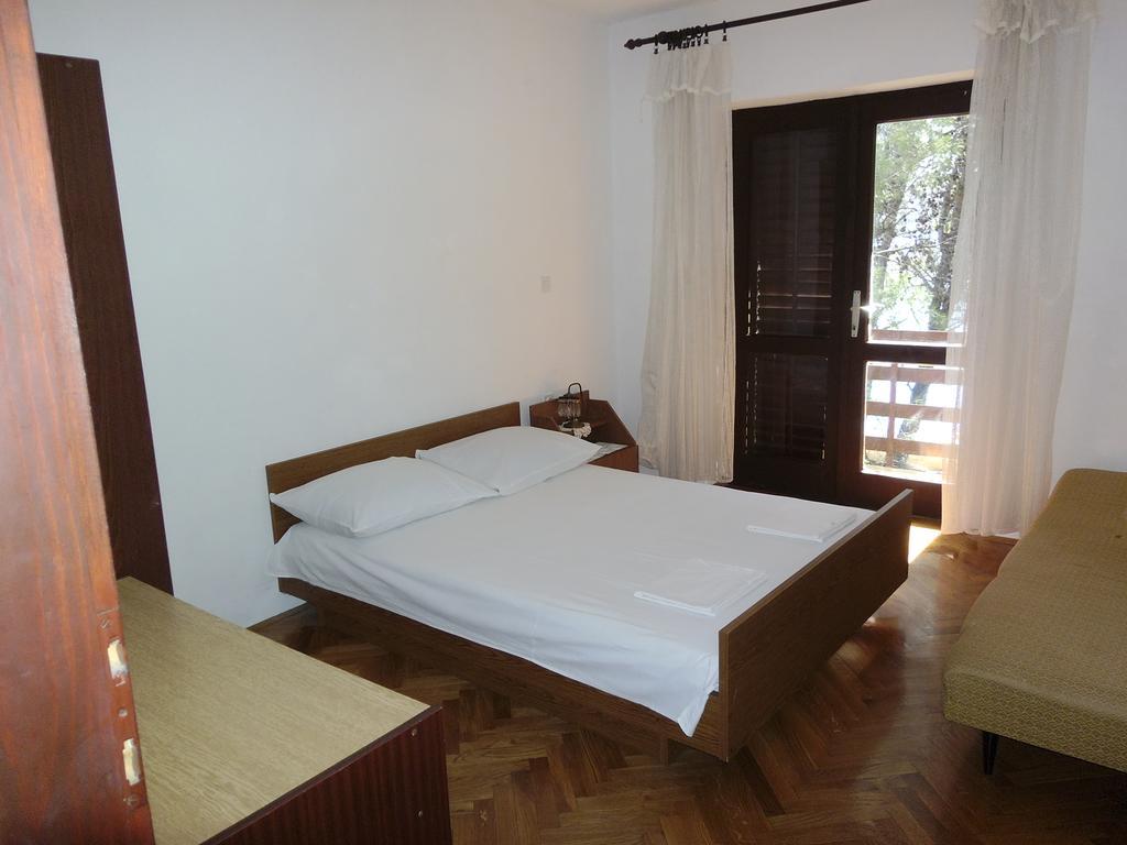 Apartments Kreso 5 Meters From The Beach With See View Shadow And Parking Place Stara Novalja Quarto foto