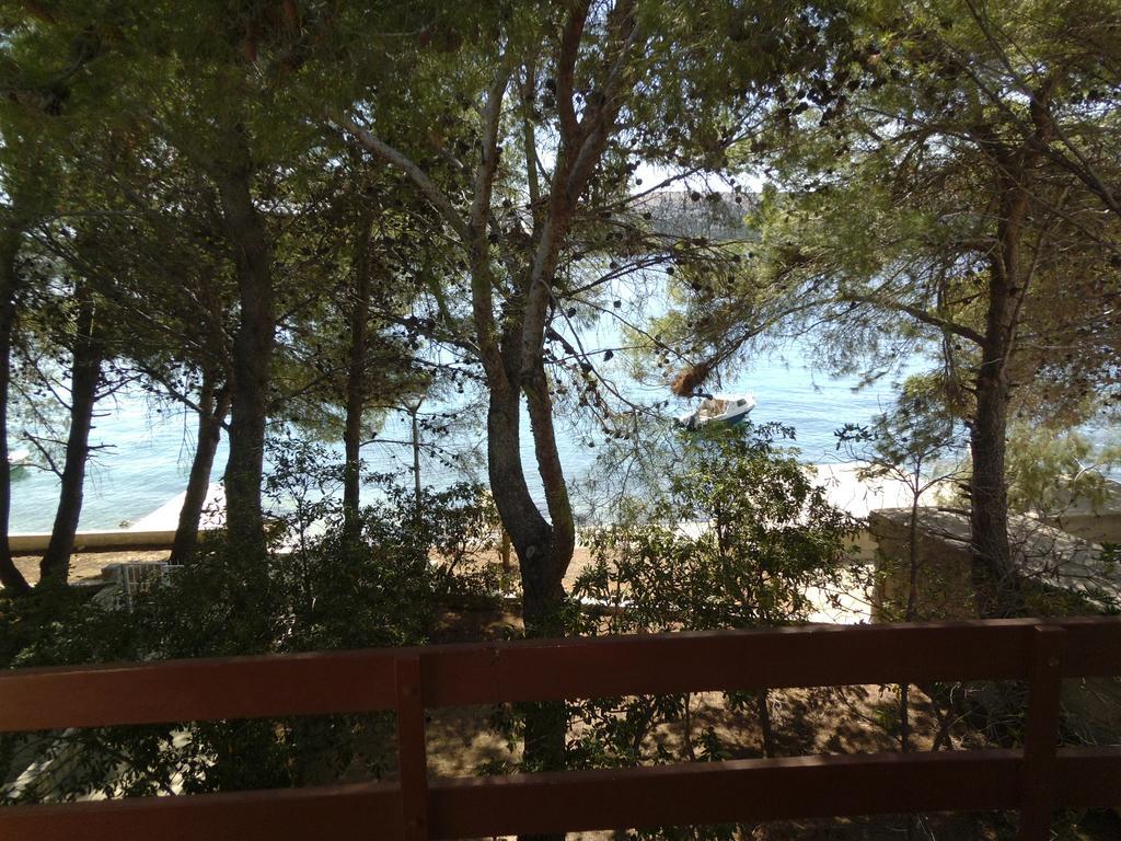 Apartments Kreso 5 Meters From The Beach With See View Shadow And Parking Place Stara Novalja Quarto foto