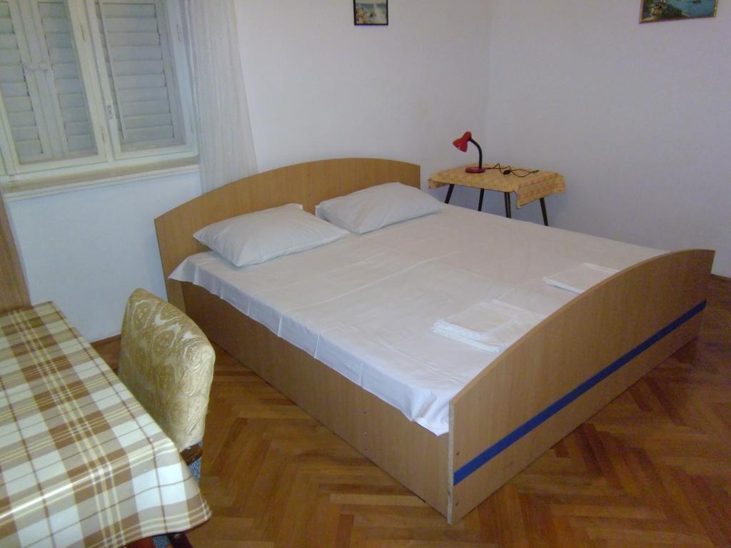 Apartments Kreso 5 Meters From The Beach With See View Shadow And Parking Place Stara Novalja Quarto foto