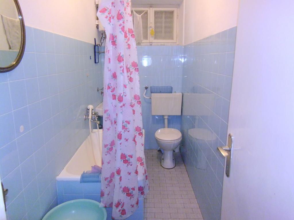 Apartments Kreso 5 Meters From The Beach With See View Shadow And Parking Place Stara Novalja Quarto foto